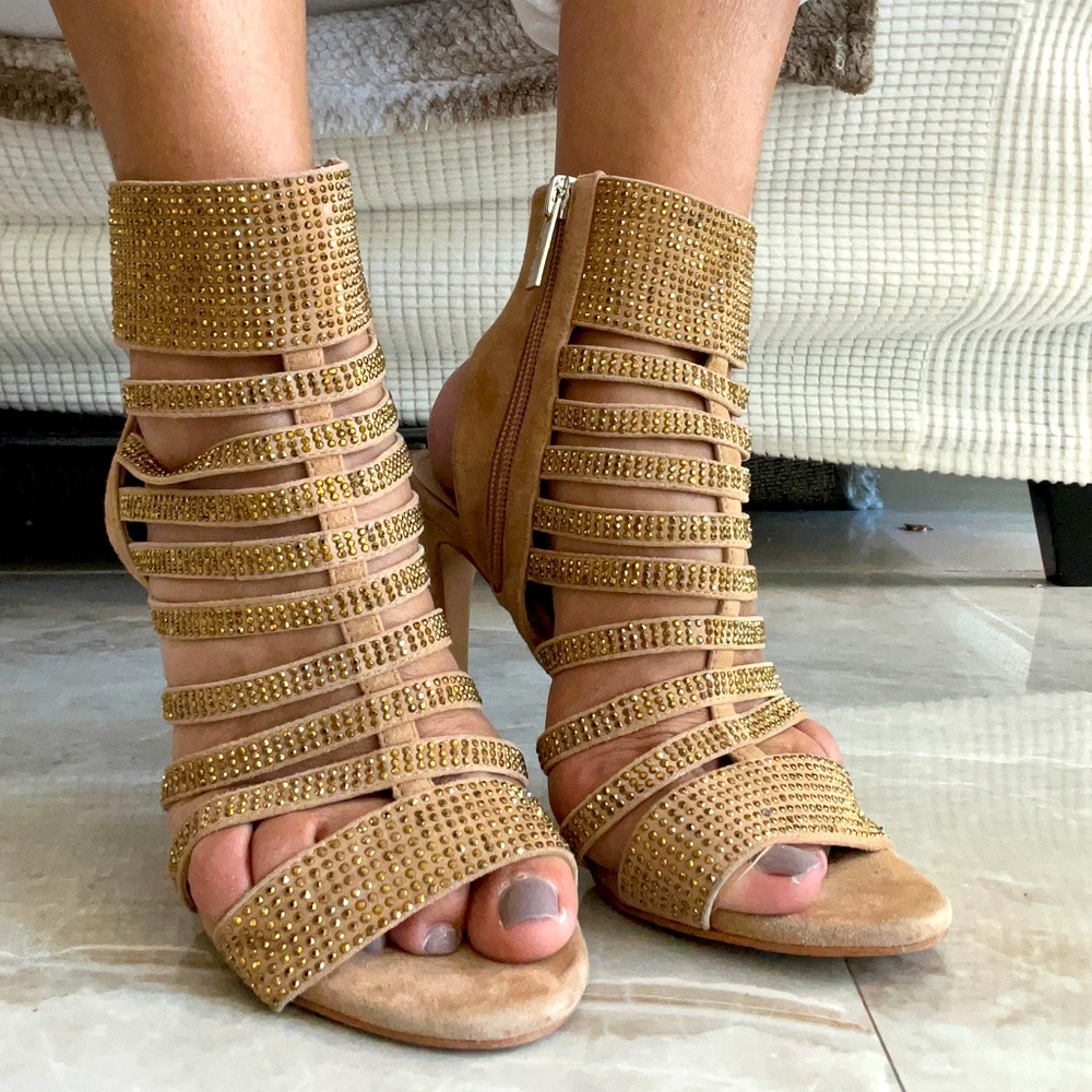 Golfen high heels size 6